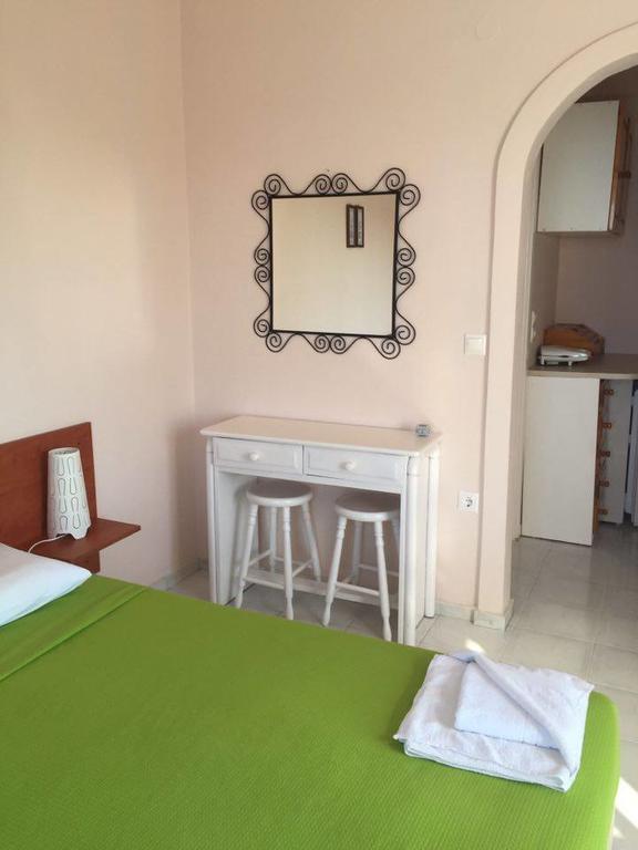 Aprilis Apartments Kionion Luaran gambar